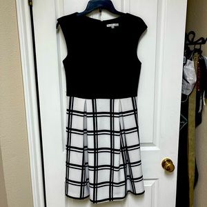 Sandra Darren Dress Size 8